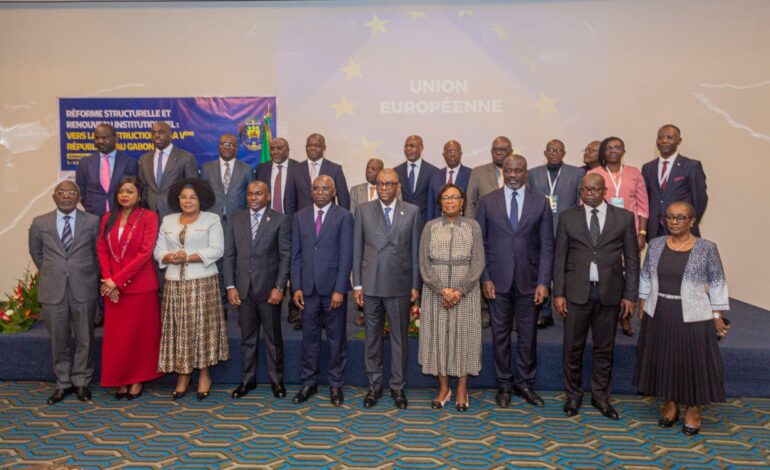 Gabon : Construction de la Vème République, tenu à Libreville d’un séminaire sur la réforme structurelle et renouveau institutionnel